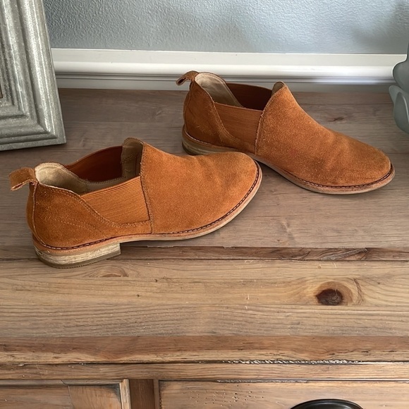 CLARKS Women's Edenvale Page Fashion Suede Leather Boots Size 7.5 Side Gore - Picture 11 of 11